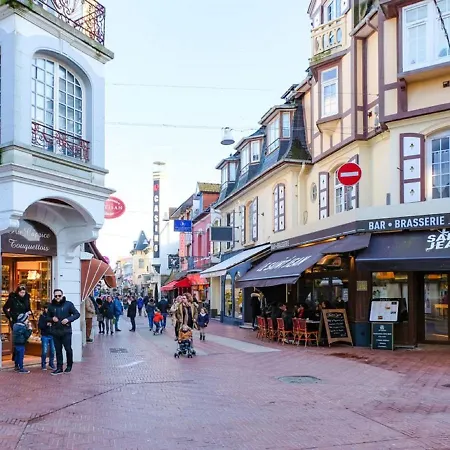 In By The Marina Boulogne-sur-Mer